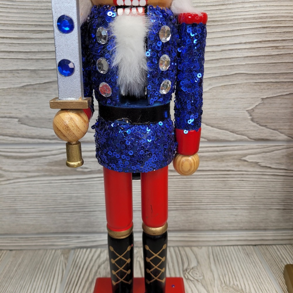 3 Nutcracker Figurines Wood Christmas Decor King Soldier Drummer - Picture 7 of 15